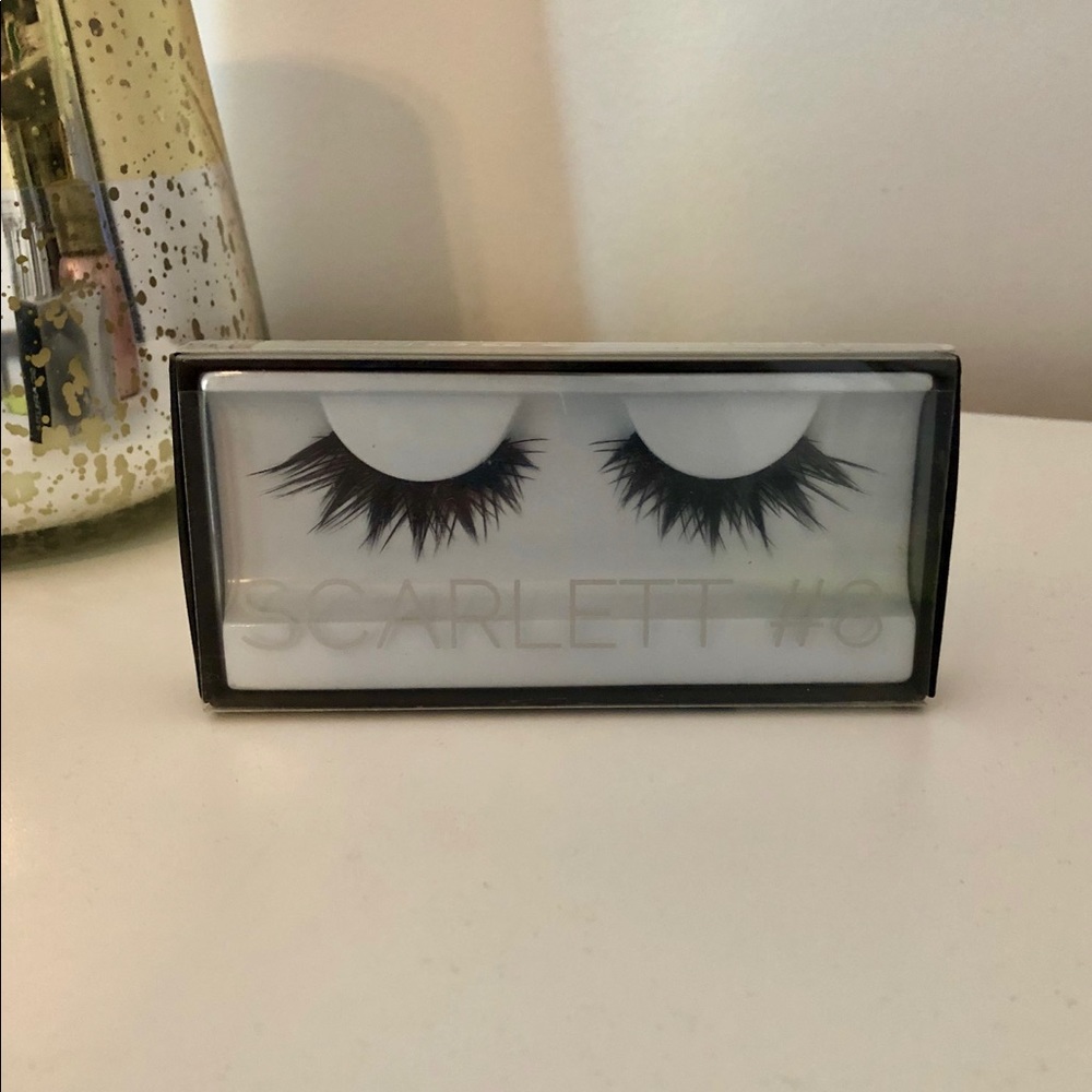Huda Beauty Lashes Scarlett #8